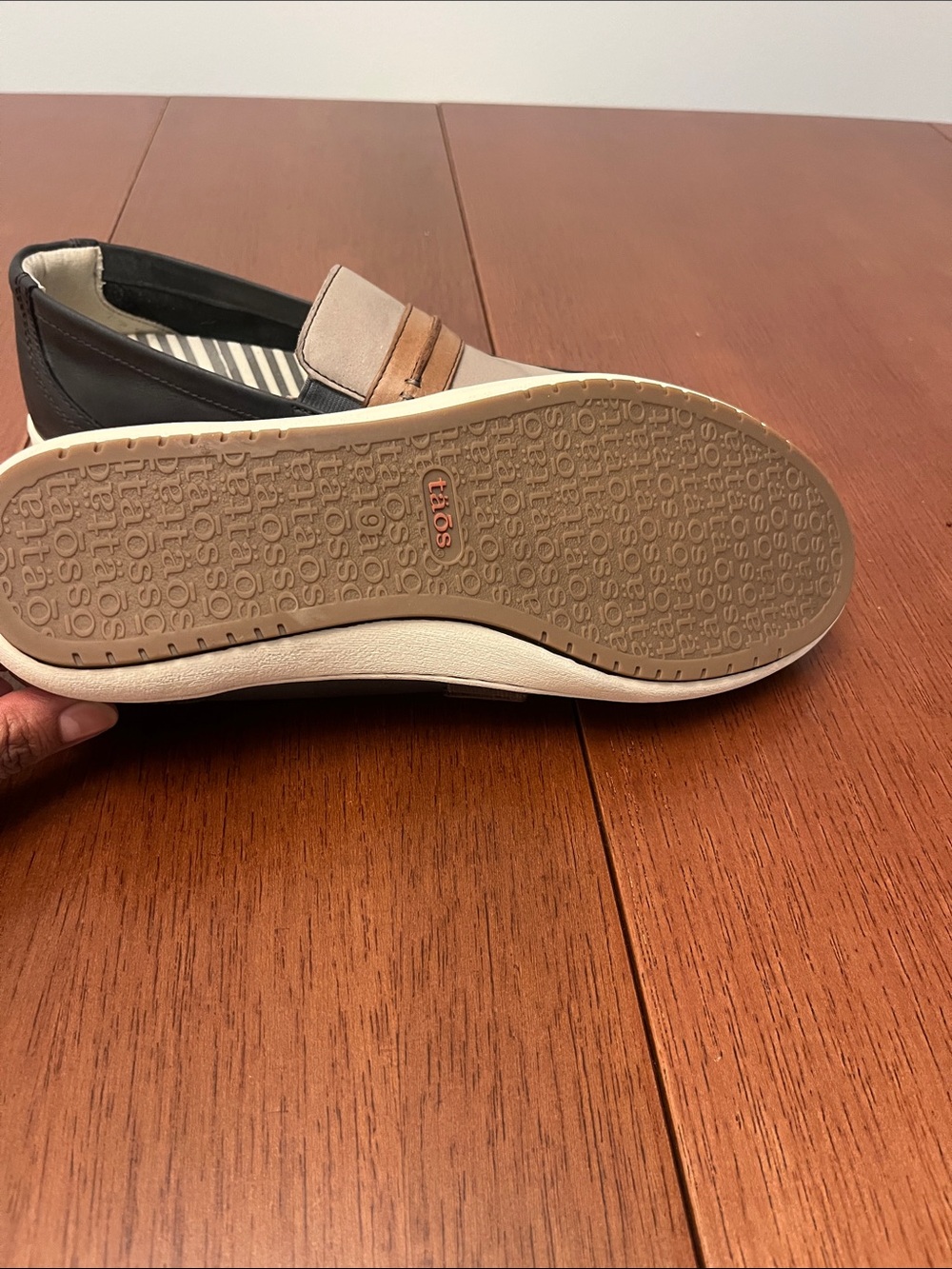 Taos Upward Sneaker Women’s Sz 9 style 21109 - Picture 8 of 11